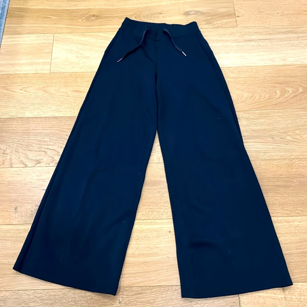 Spanx AirEssential wide leg pants